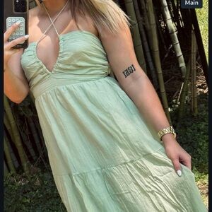 Elegant Green Halter Dress